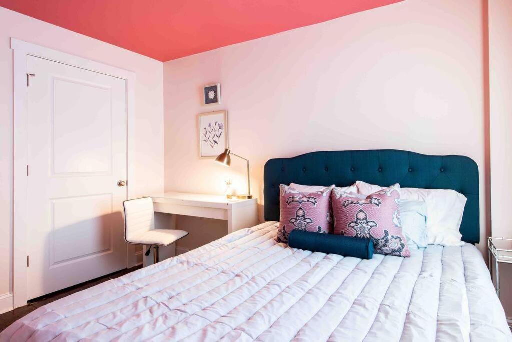 Blush And Bashful Germantown Two Bedroom Apartment Louisville-Jefferson County Extérieur photo